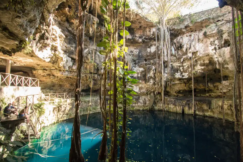 Oxman cenote