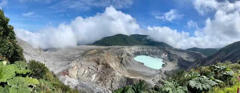 Poás Volcano costa rica